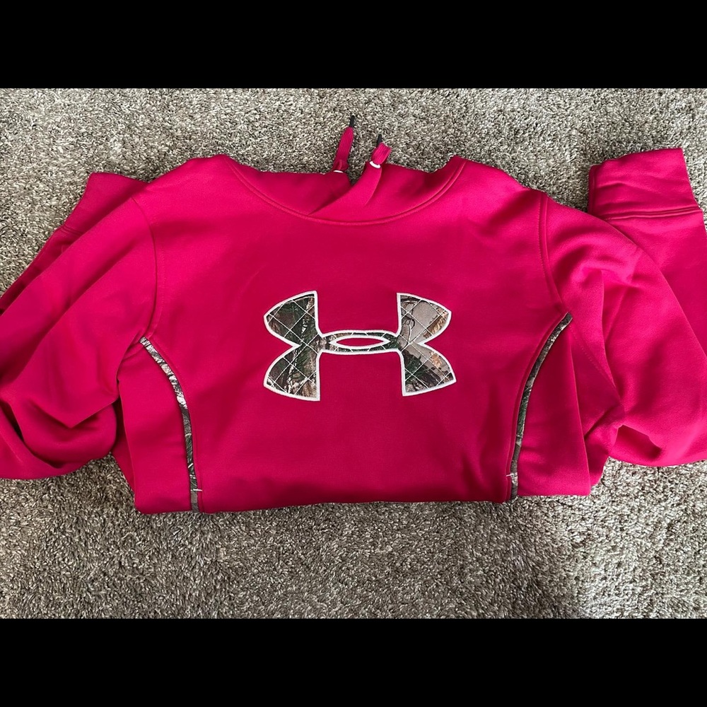 Under Armour Sweatshirt